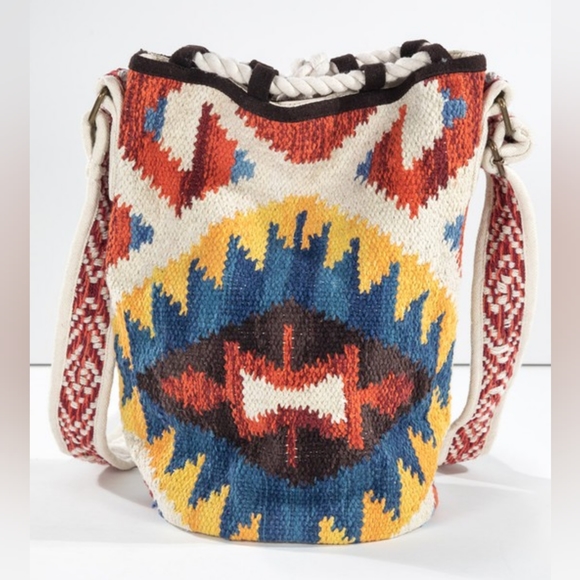 Bucket Shoulder Bag - Boho Ethnic Inspired Navajo Pattern - Handwoven Cotton - Picture 5 of 8